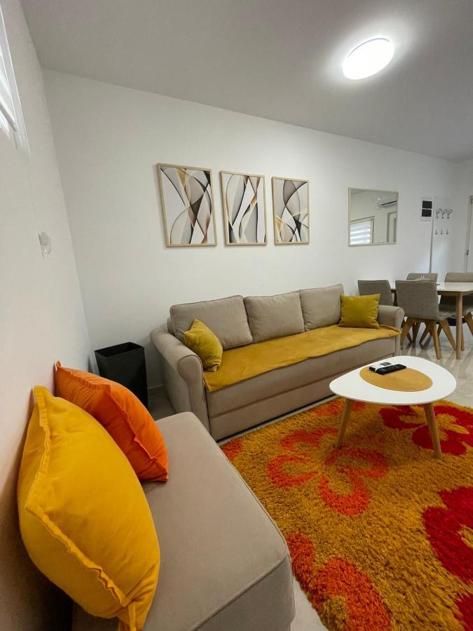 Leda Apartmani 斯梅代雷沃 外观 照片