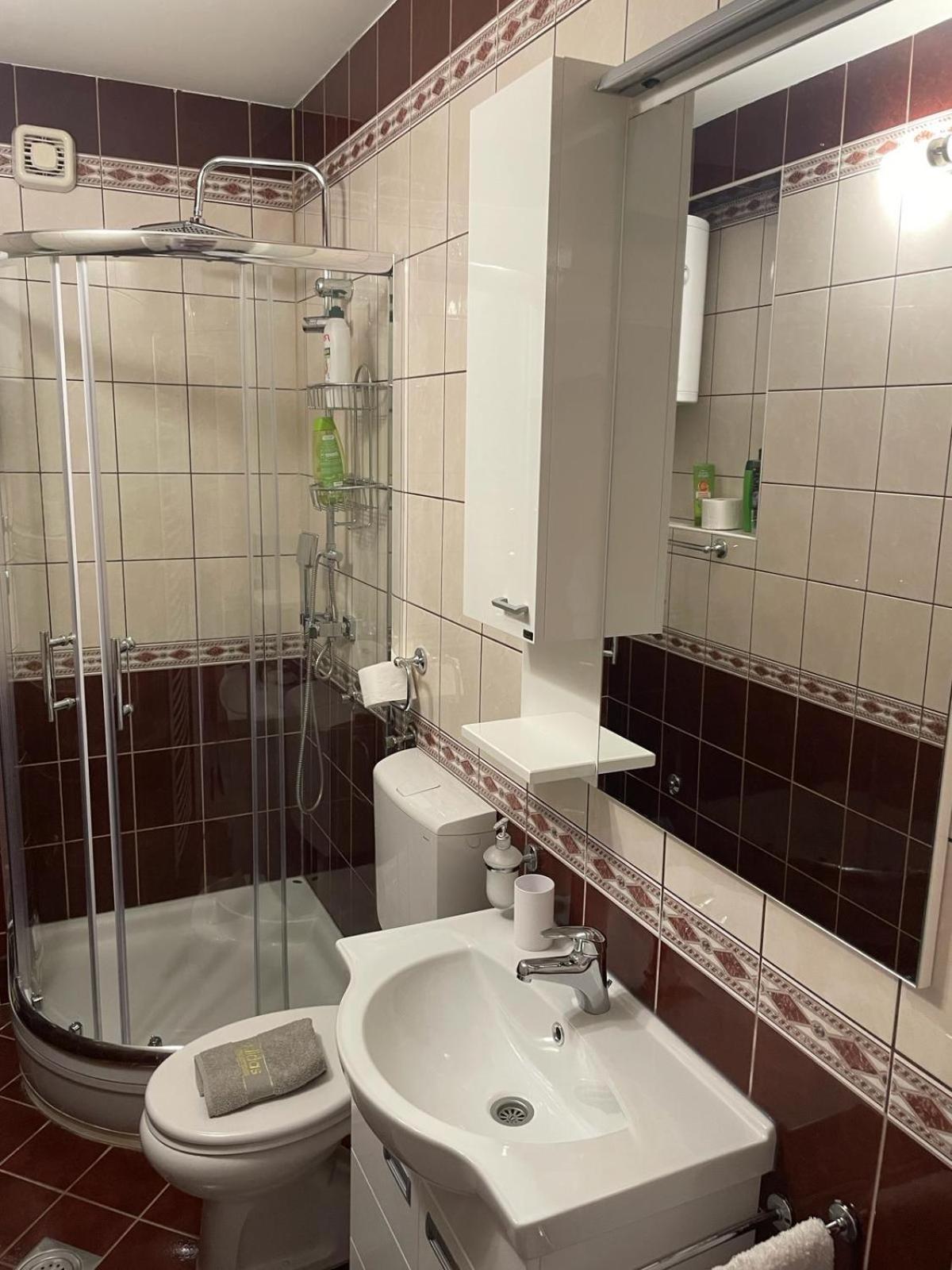 Leda Apartmani 斯梅代雷沃 外观 照片